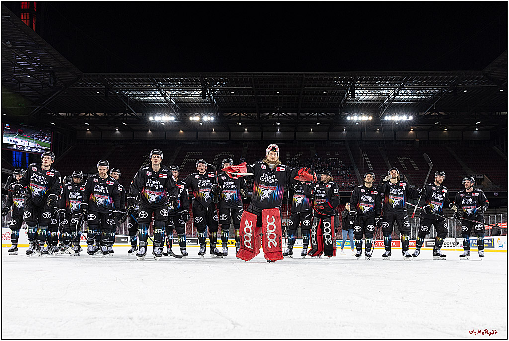 PENNY DEL;  Koelner Haie - Augsburger Panther; Koeln, 08.01.2023